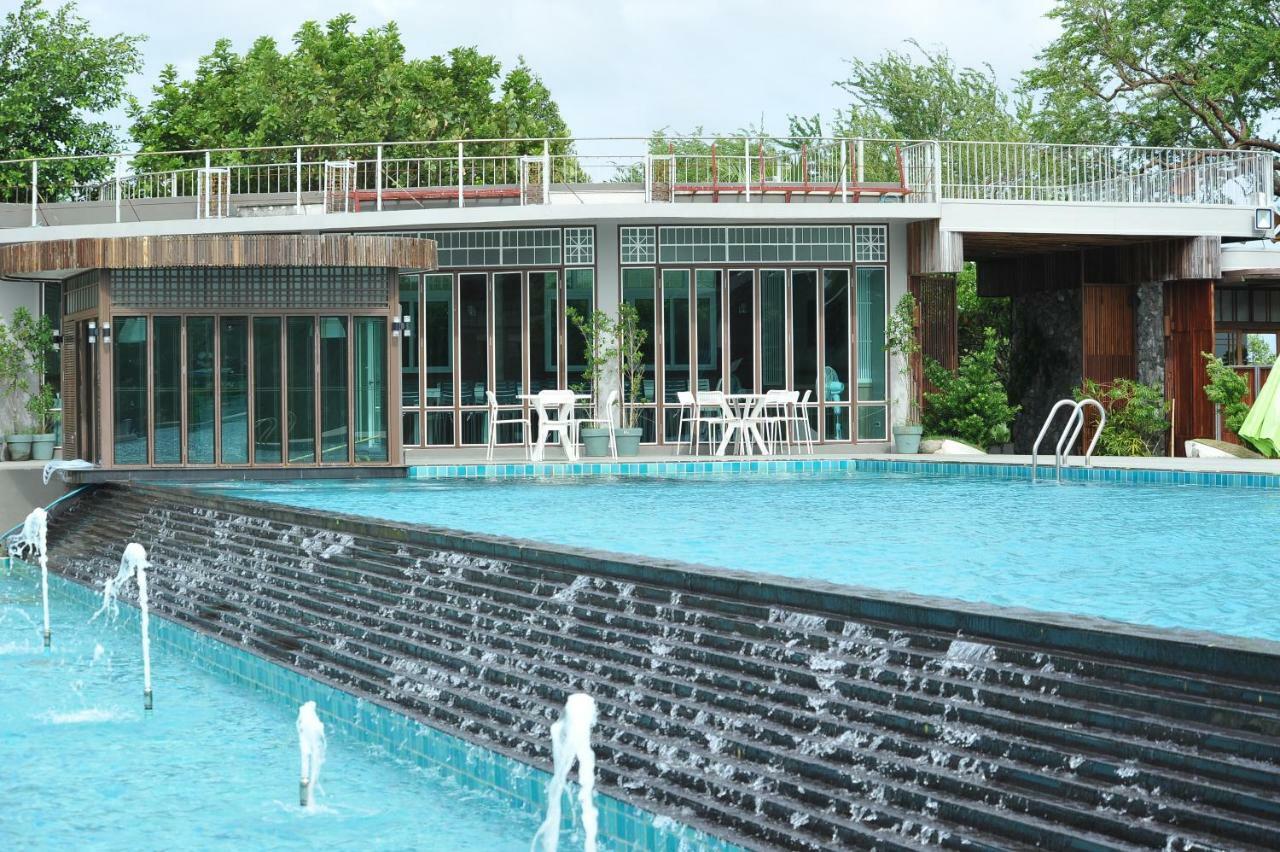 Baan Rim Ao Hotel Chanthaburi Exterior foto